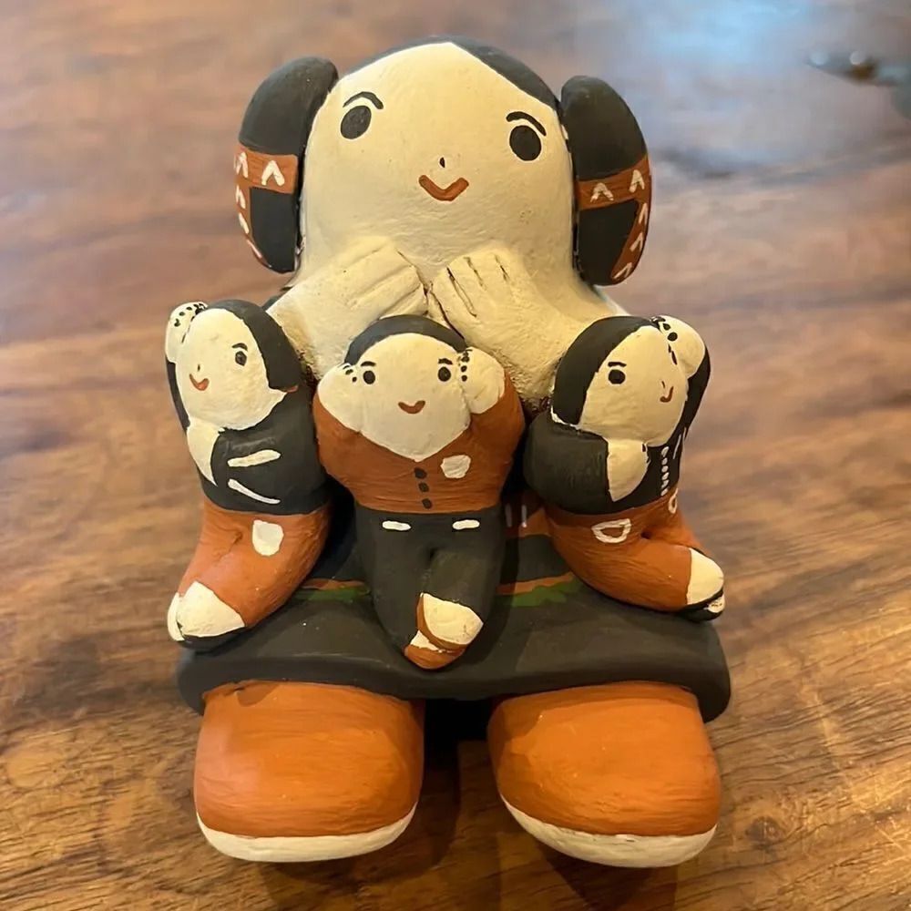 COCHITI PUEBLO STORYTELLER BY ANNETTE TAFOYA ROMERO!